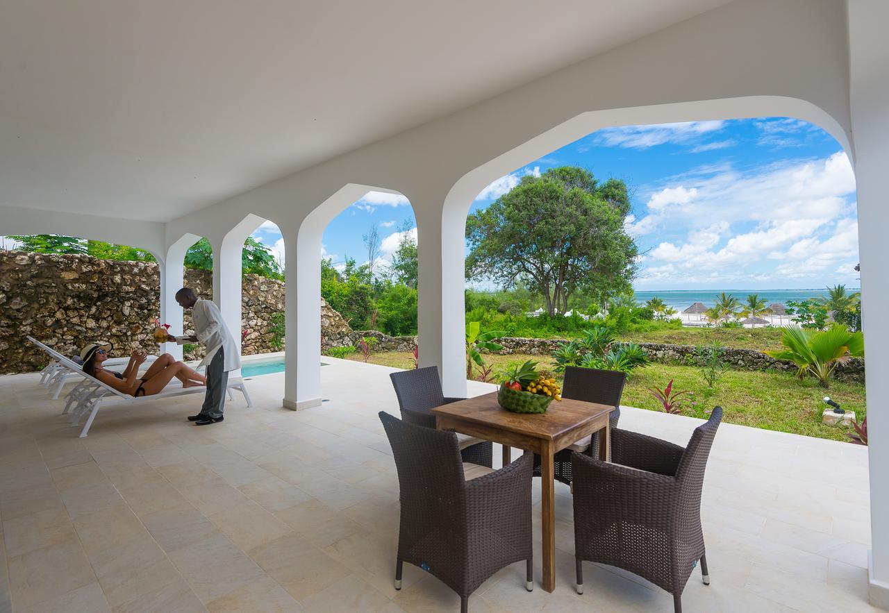 Resort Konokono And Isaraya Luxury Overwater Michamvi Kae