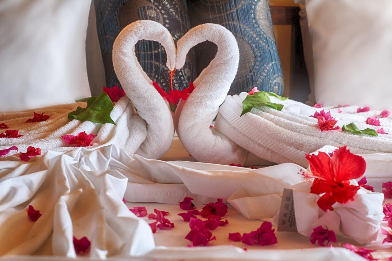 Tausi Palace Hotel 4*
