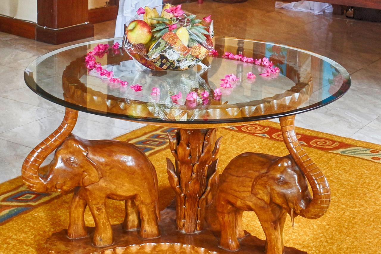 Tausi Palace Hotel 4*