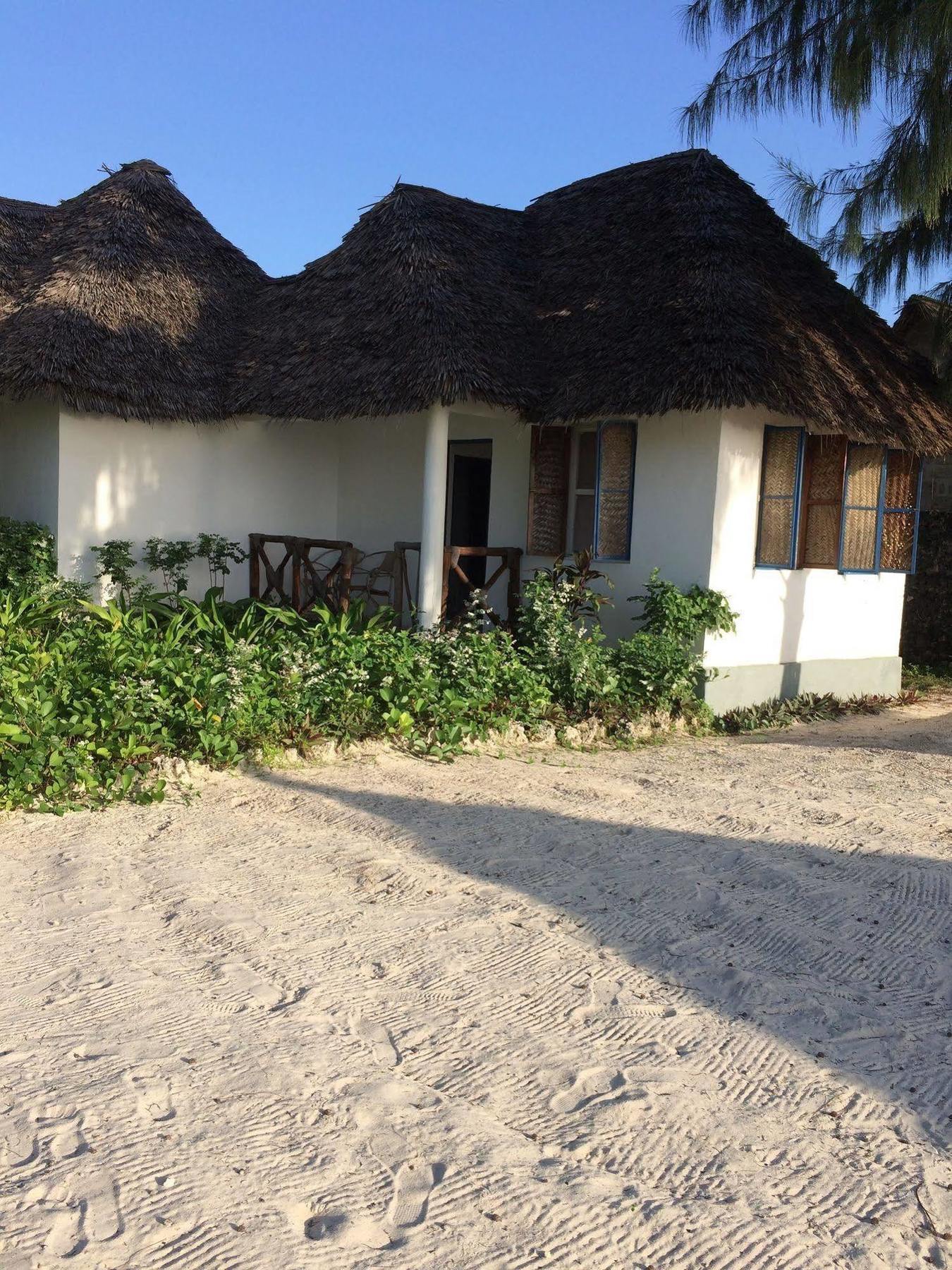 Bliss Beach Hotel