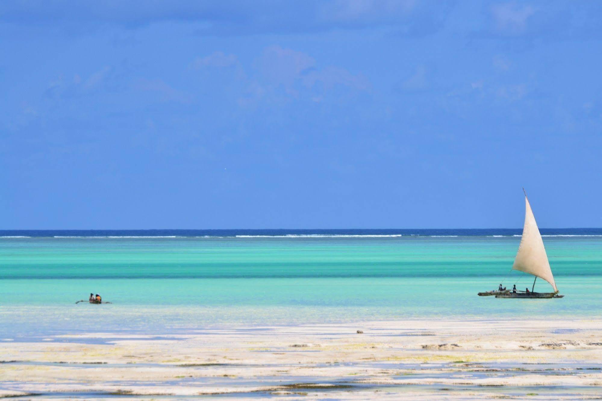 Bliss Beach Hotel 3*