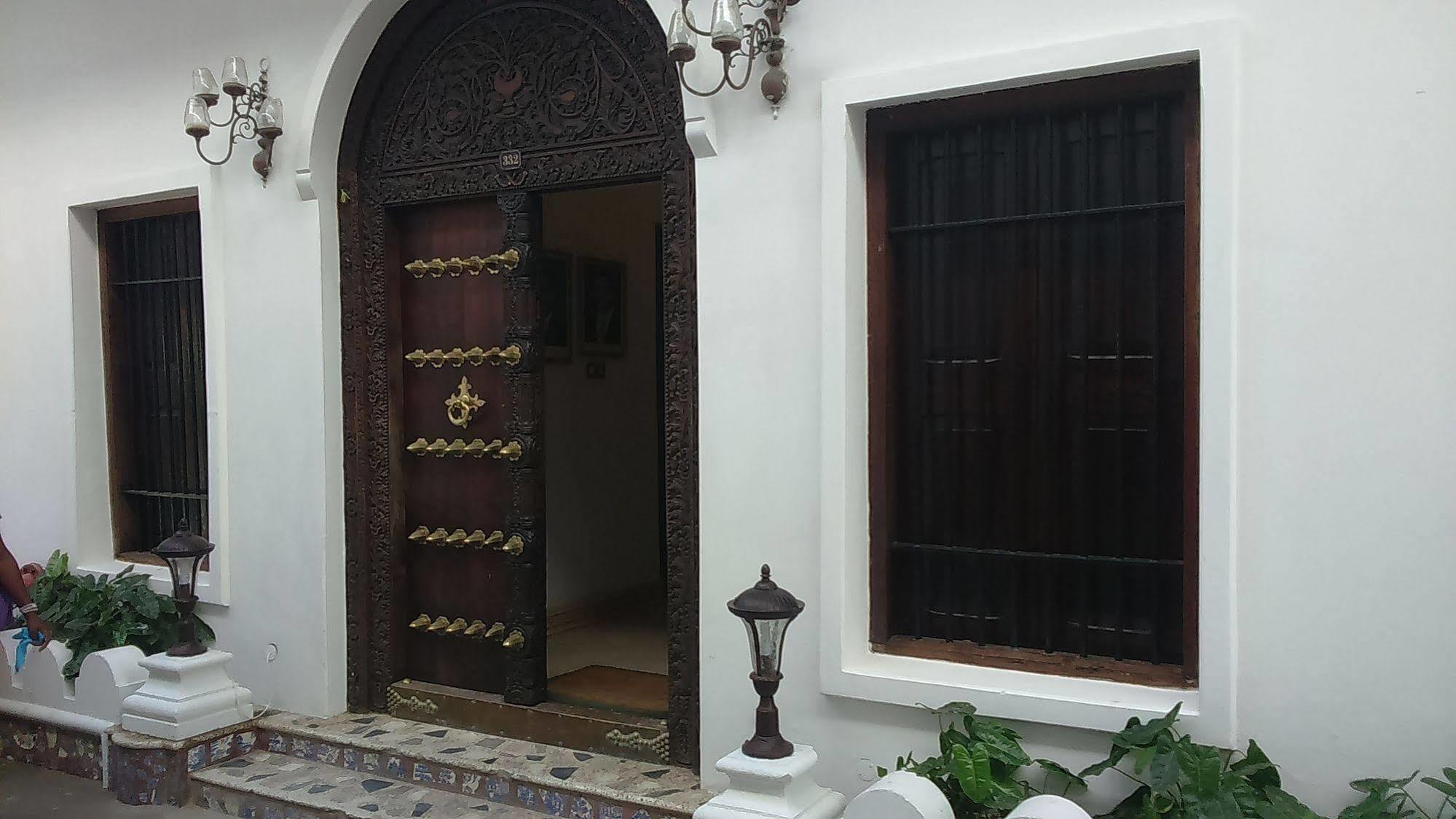 Tausi Palace Zanzibar