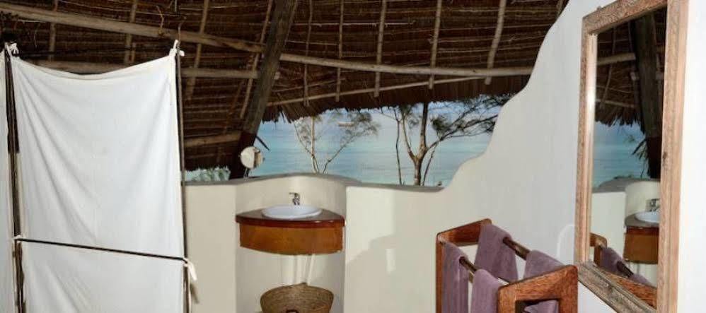 Unguja Hotel 4*