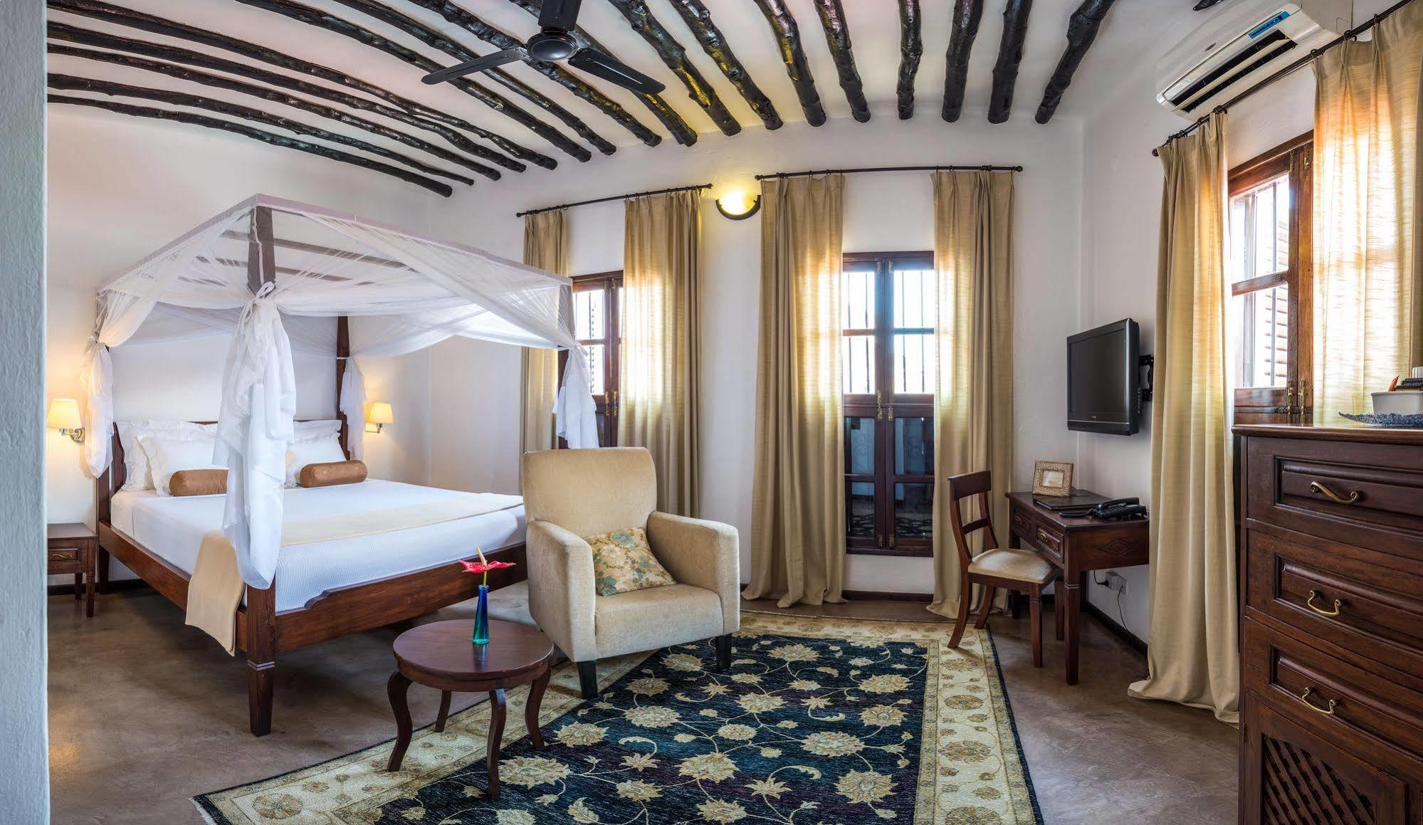 Kisiwa House 4*