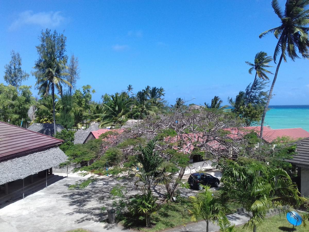 Swahili Beach Resort 3*