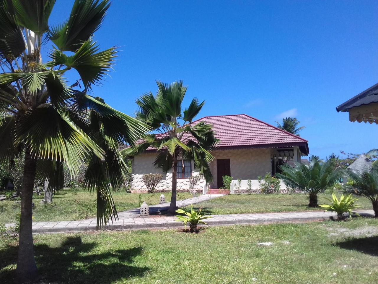 Swahili Beach 3* Zanzibar