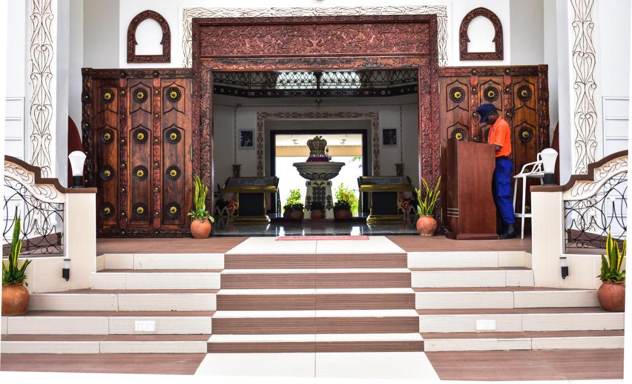 Madinat Al Bahr Business & Zanzibar