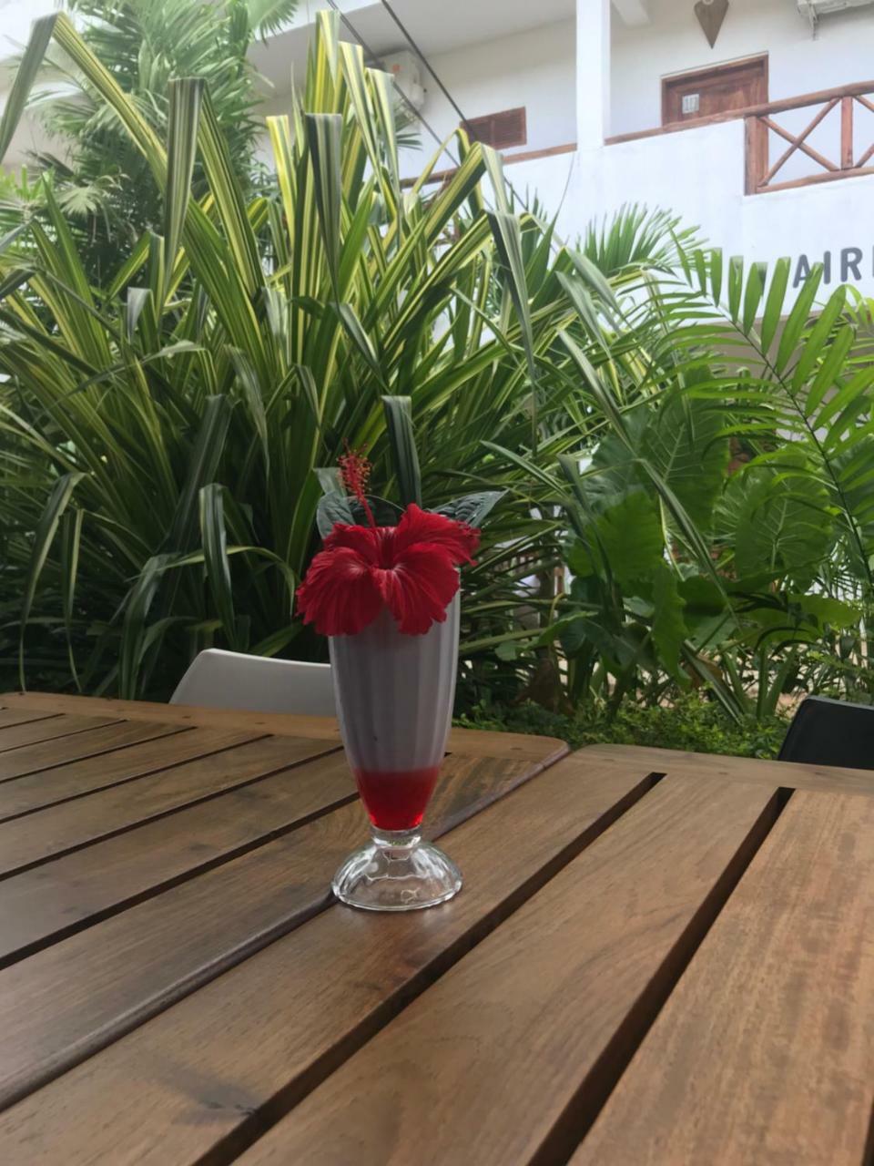 27 Cafe Airport Hotel Zanzibar