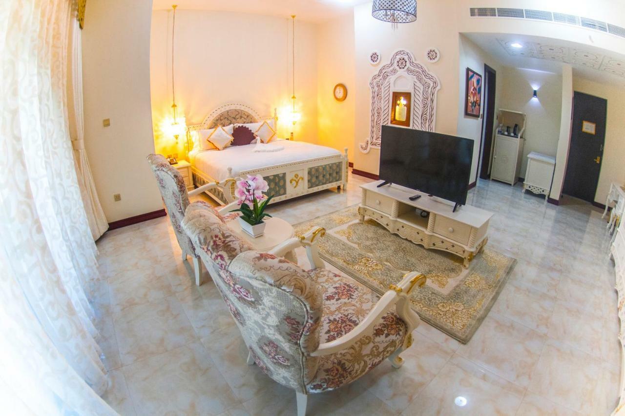 Madinat Al Bahr Business & 5*