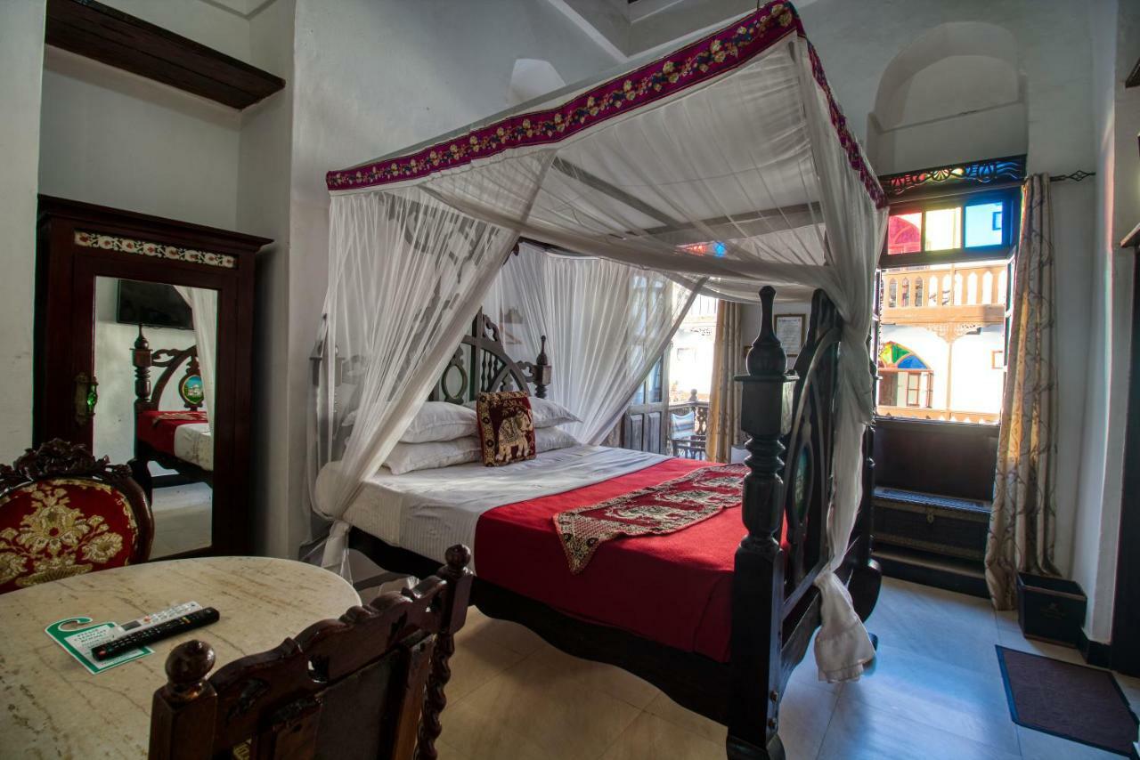 Hotel Tembo House 4*
