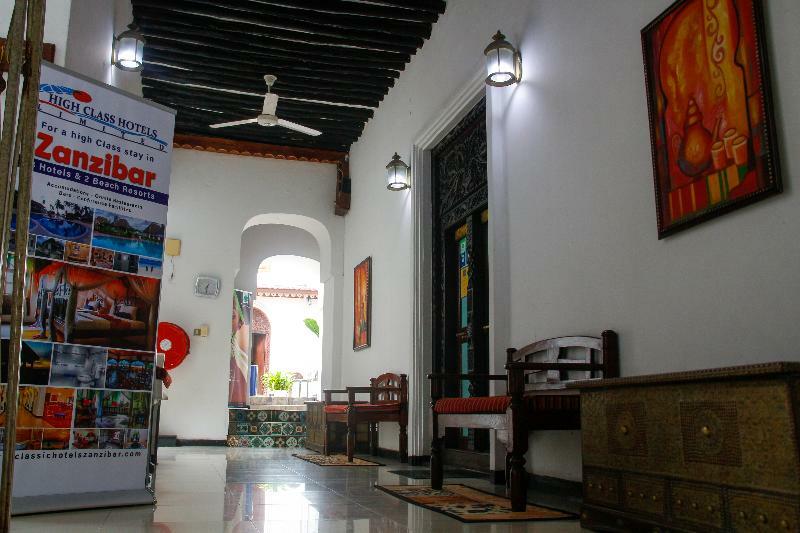 Tausi Palace Hotel