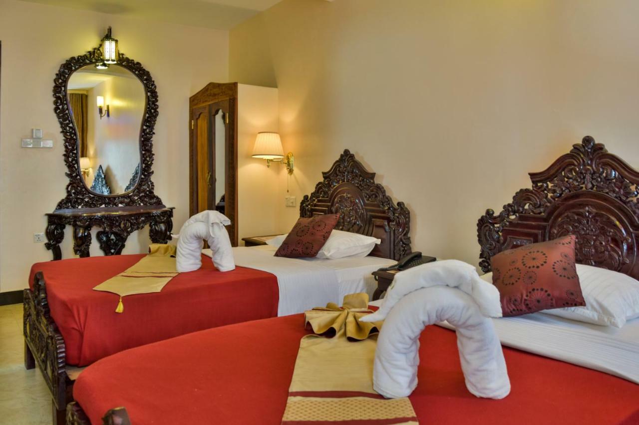 Hotel Tembo Palace 4*