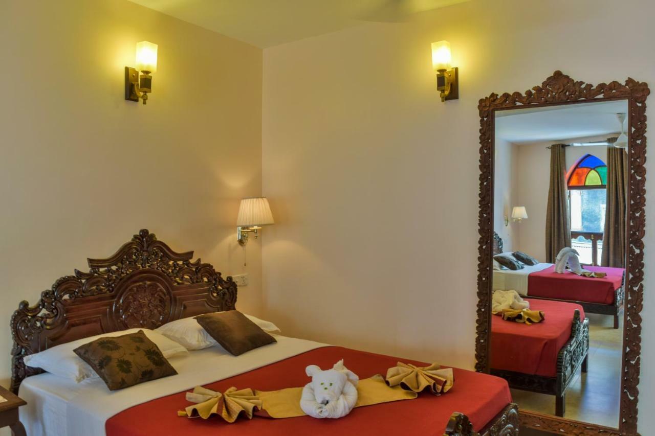 Tembo Palace Hotel 4*
