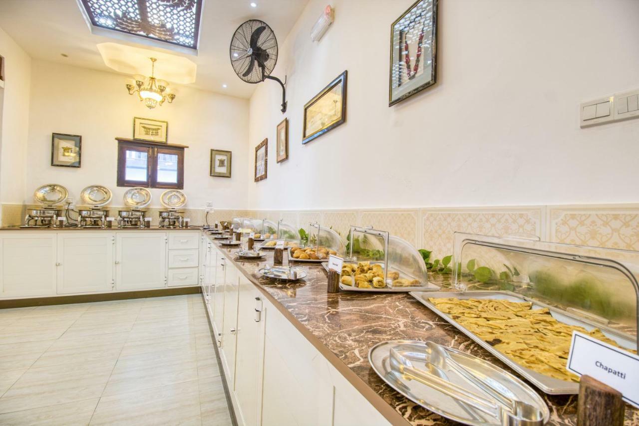 Tembo House Hotel 4*