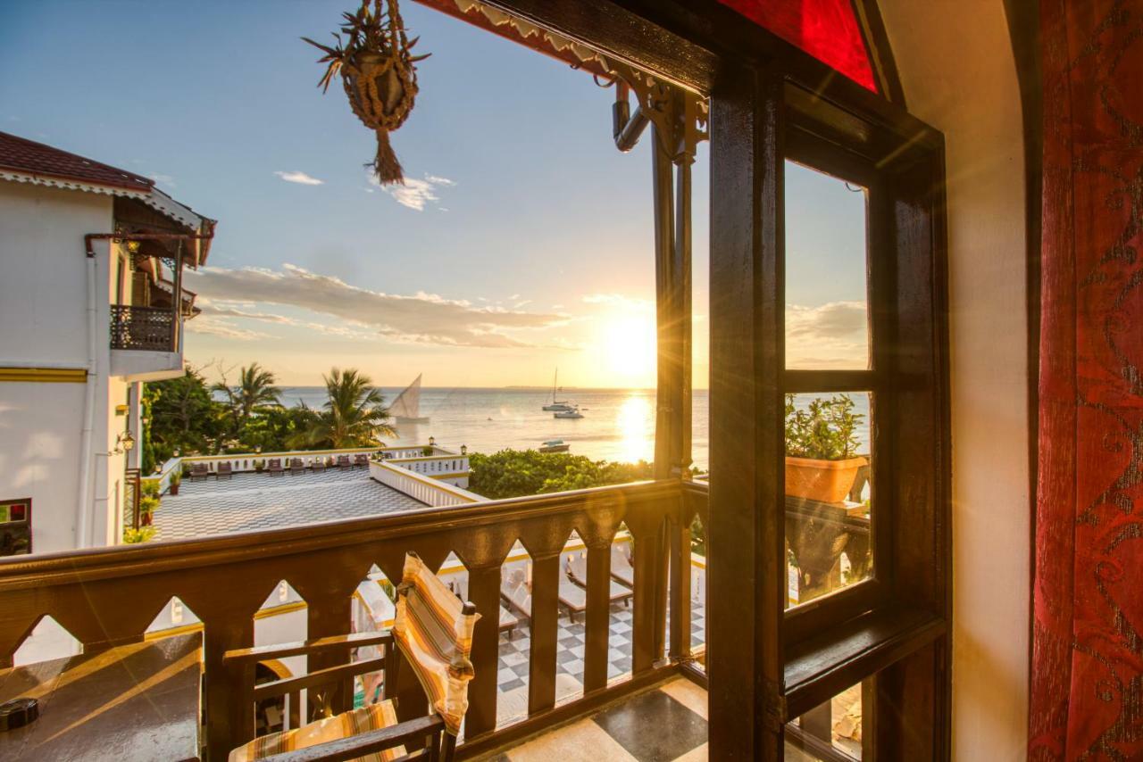 Tembo House 4*