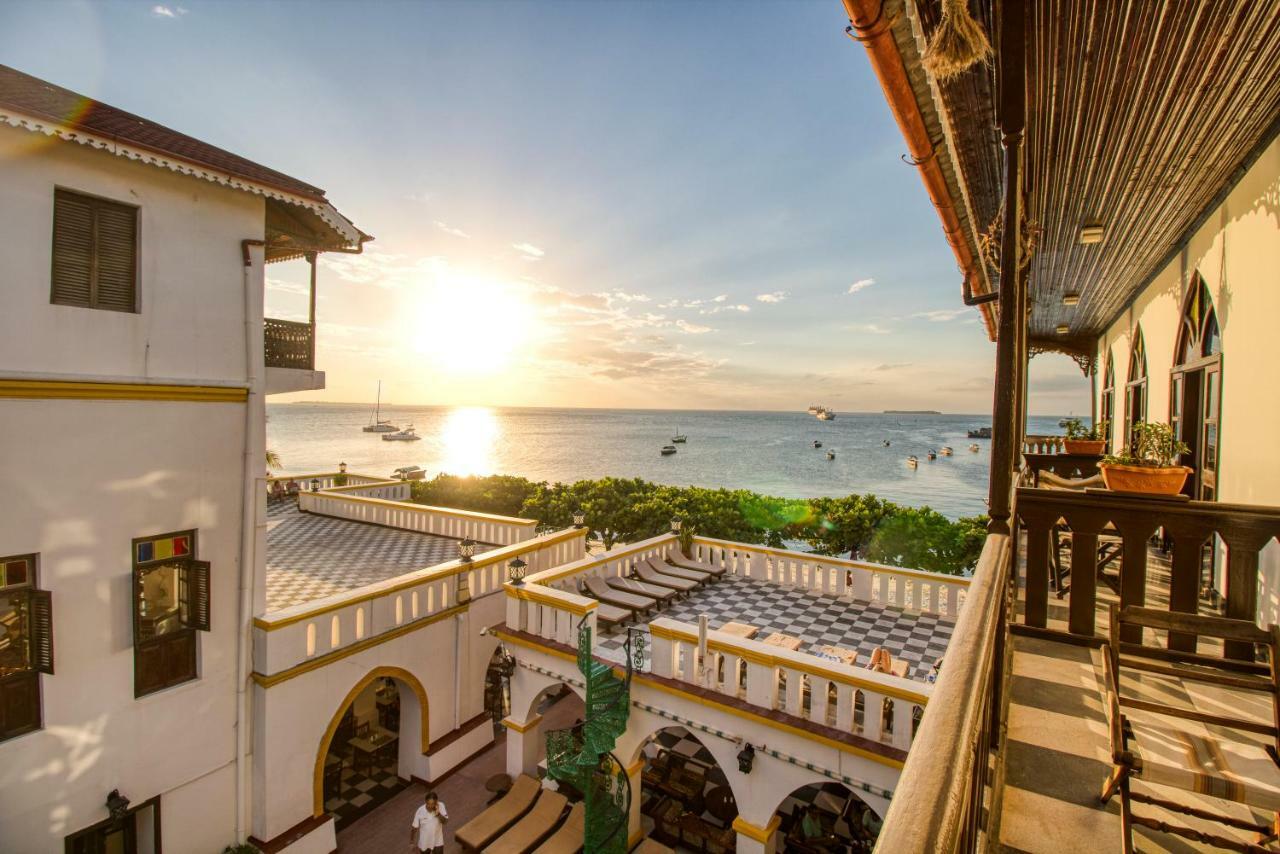 Tembo House 4*