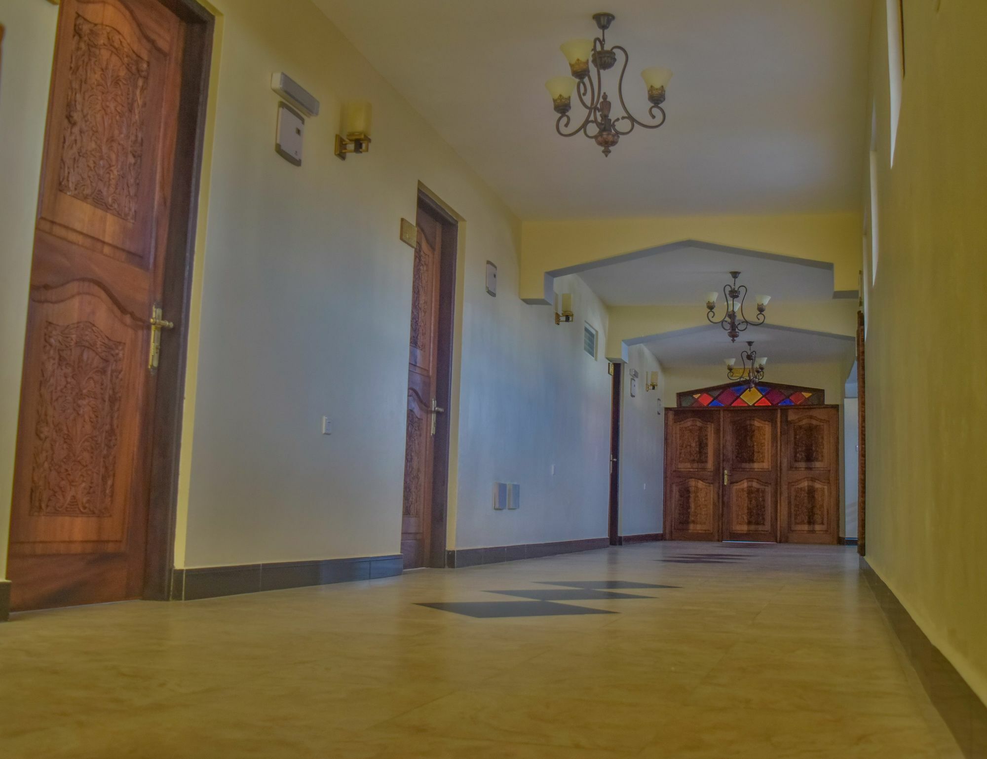 Hotel Tembo Palace