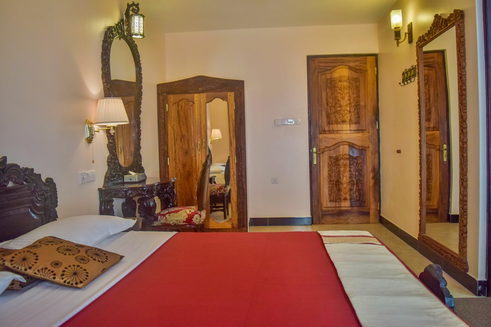 Tembo Palace Hotel