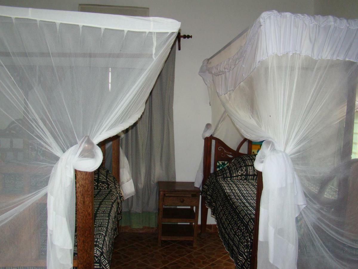 Guest house Maruhubi Villas