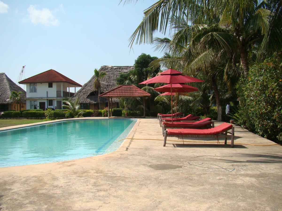 Maruhubi Villas Guest house *