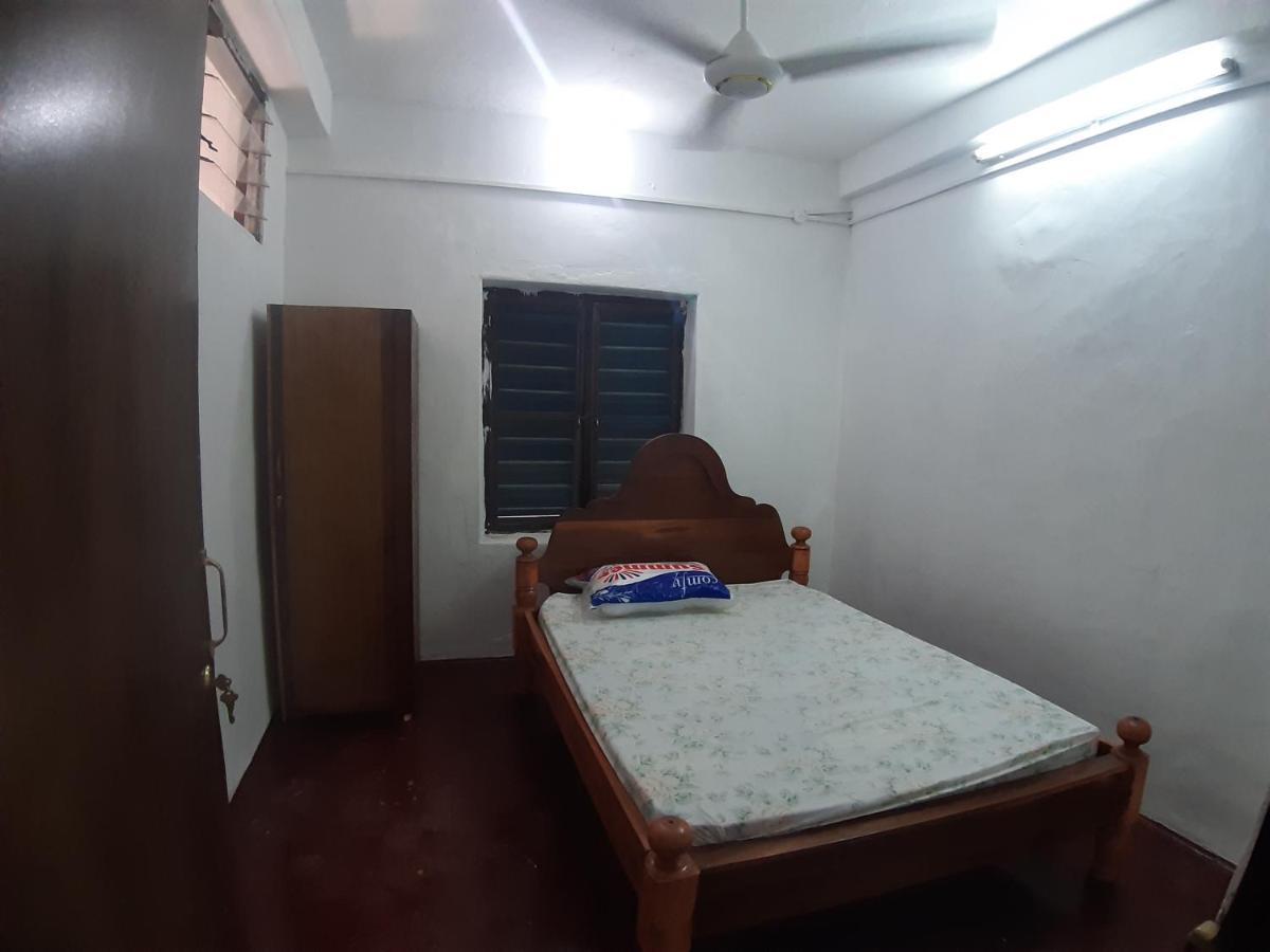 Mamdali * Zanzibar