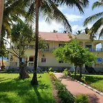 Pwani Beach Hotel & Apartments