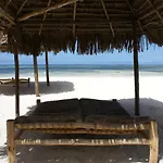Pwani Beach Hotel & Apartments