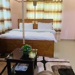 Tosh Apartments