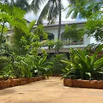 Siri Beach Lodge