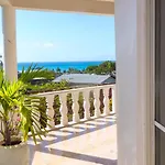 Sky-Top Villa With Beach-View - Mimosa Villas
