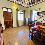 Lulu Bungalows