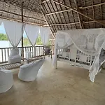 Breeze Residence Apartments