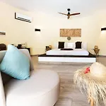 Blue Moon Resort