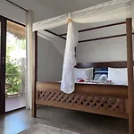 Amber Lodge