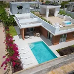 Sandbank View Villa - Private Pool- Zanzibarhouses