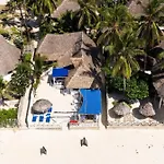 Peter Pan Beach Lodge