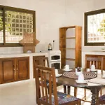 Zoi Beach House