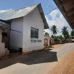 Peponi House