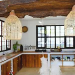 Mnazi House