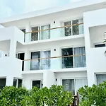 Oceanview Penthouse Mirage Zanzibarhouses