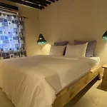 Hanaia House