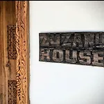Zuzanu House