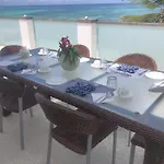 Deluxe Beachfront Penthouse With Panoramic Ocean Views