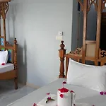 Crown View Hotel