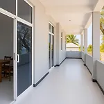 Oceanfront Oasis 2-Bedroom Master Suites In Uroa, Zanzibar