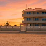 Oceanfront Oasis 2-Bedroom Master Suites In Uroa, Zanzibar