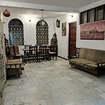 Crown Hotel