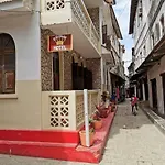 Crown Hotel