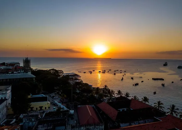 Stonetown View Hotel