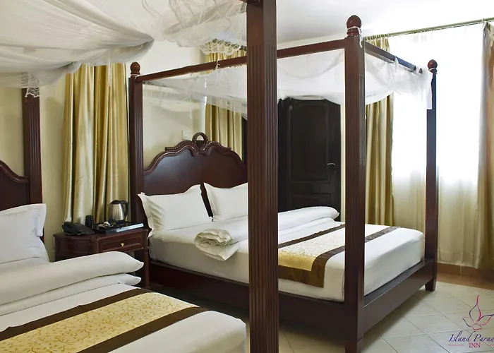 Island Paradise Inn